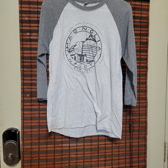 Gray and White Raglan T-Shirt - Picture 5 of 8